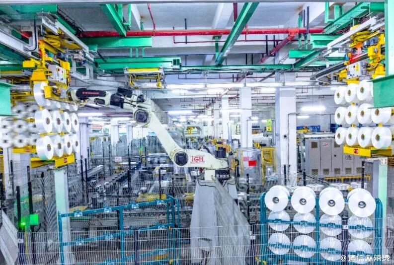 揭秘5G工廠搭建全流程 這些黑科技如何借助人工智能應用軟件開發，讓老廠變身“智慧先鋒”